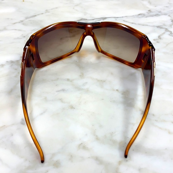 Authentic Sunglasses by Dior - Picture 4 of 5